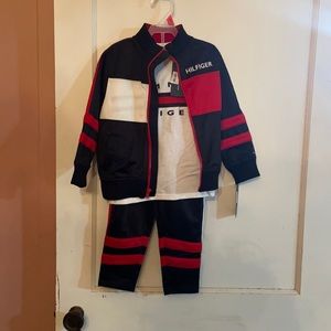 Tommy Hilfiger size 3t 3 pc set NWT